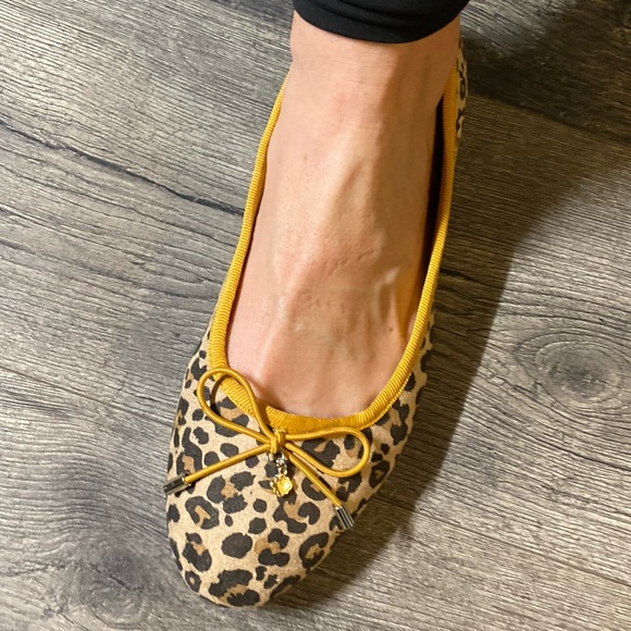 Size 9.5 Crown and Ivy - brand new will not ship box unless requested - Picture 2 of 2